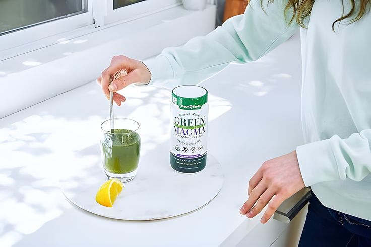 Greens-superfood-powder-for-daily-energy-and-immunity-by-PurelyWellHealth